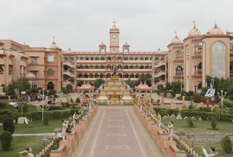 Swaminarayan Gurukul - Surat